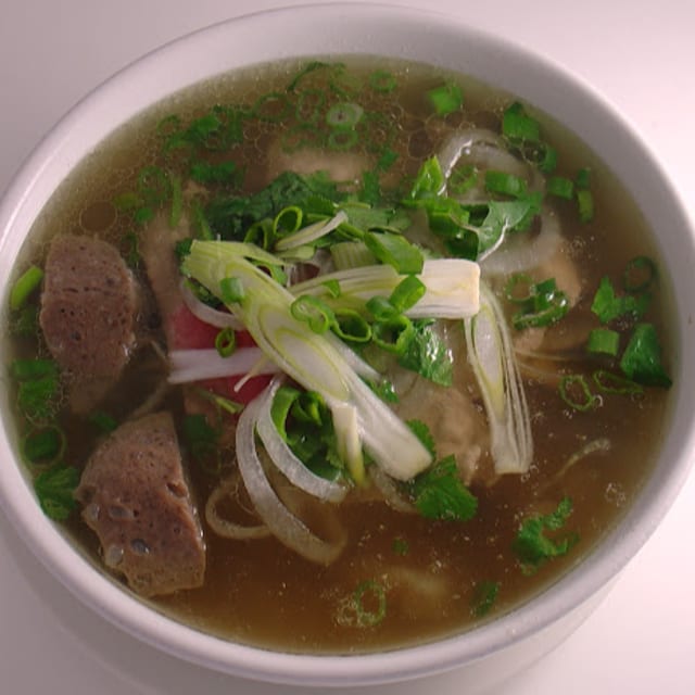 5. Pho Gan Bo (Pho with Beef Tendons only).